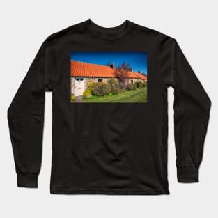 Athelstaneford Cottages Long Sleeve T-Shirt